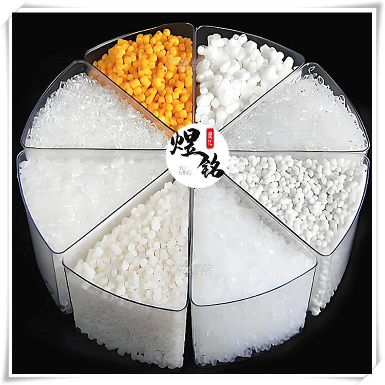 耐臭氧性能 耐气候影响性 汽车外部装饰应用 塞拉尼斯 Santoprene TPV 121-55W241